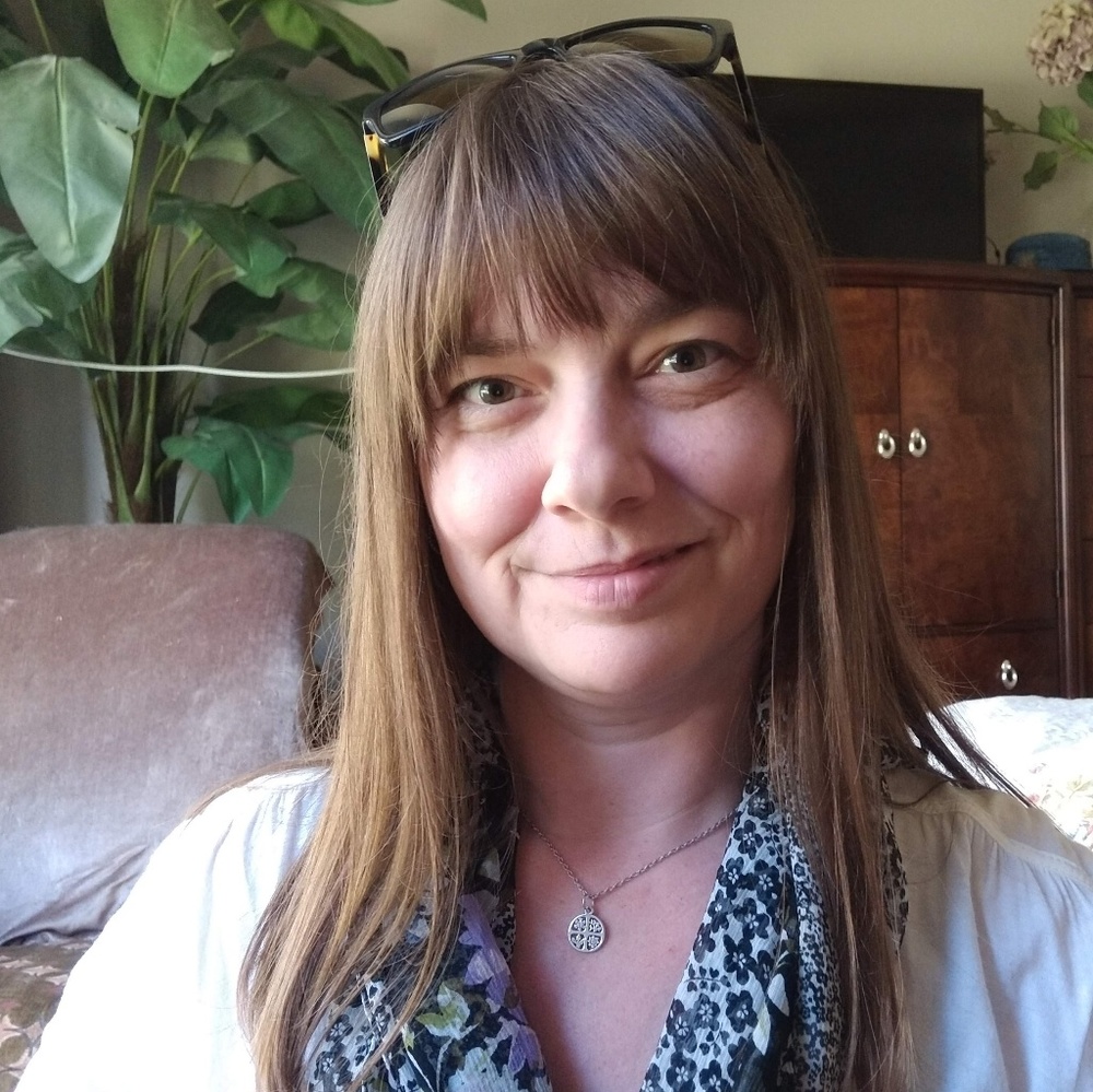 Meet your Posher, Stacy